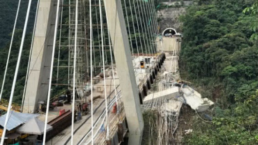 Advierten inminente desplome de lo que queda del puente Chirajara Advierten inminente desplome de lo que queda del puente Chirajara