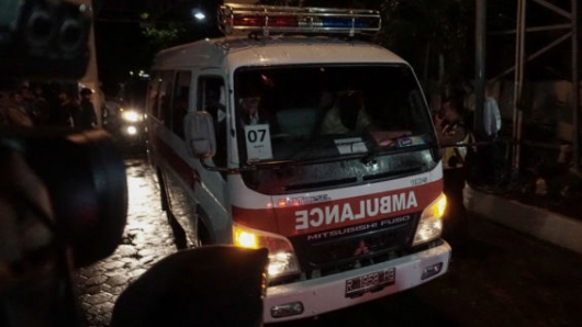 Explosiones en terminal de buses dejan al menos un muerto — Indonesia Explosiones en terminal de buses dejan al menos un muerto — Indonesia