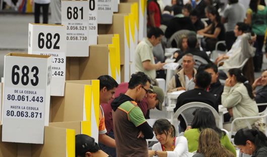 VENEZUELA: Gobierno de Colombia piensa reformar la justicia mediante referendum VENEZUELA: Gobierno de Colombia piensa reformar la justicia mediante referendum