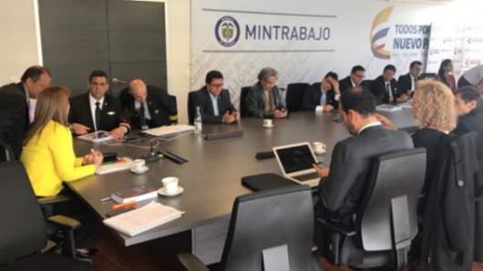 Avianca tiene que esperar segunda instancia para continuar con despidos: MinTrabajo Avianca tiene que esperar segunda instancia para continuar con despidos: MinTrabajo