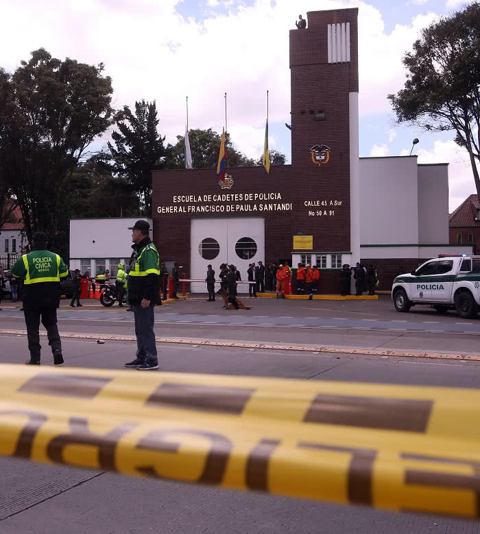 EN VIVO: Transmisión especial sobre el atentado terrorista en la Escuela General Santander