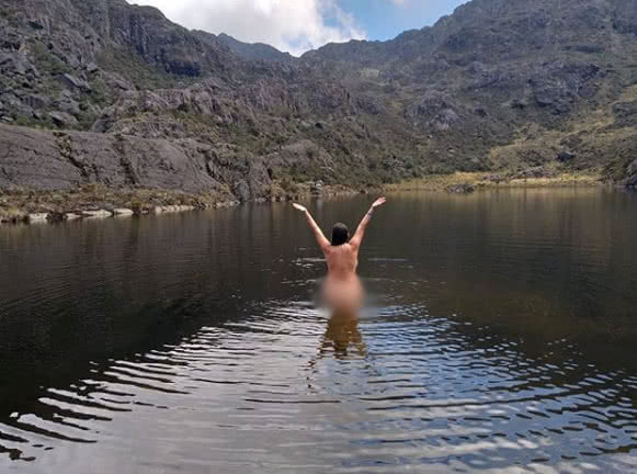 Policía multará a joven que se fotografió desnuda en Páramo de Santurbán