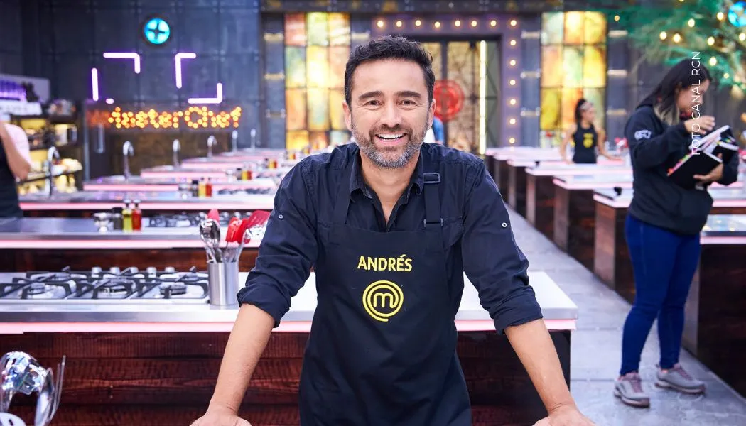 A través de su cuenta de Instagram, Andrés Toro mostró todos los detalles sobre un encuentro de padres realizado en el colegio de sus hijos. A través de su cuenta de Instagram, Andrés Toro mostró todos los detalles sobre un encuentro de padres realizado en el colegio de sus hijos.