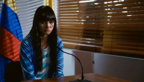 Dakota le rompe el corazón de Alison